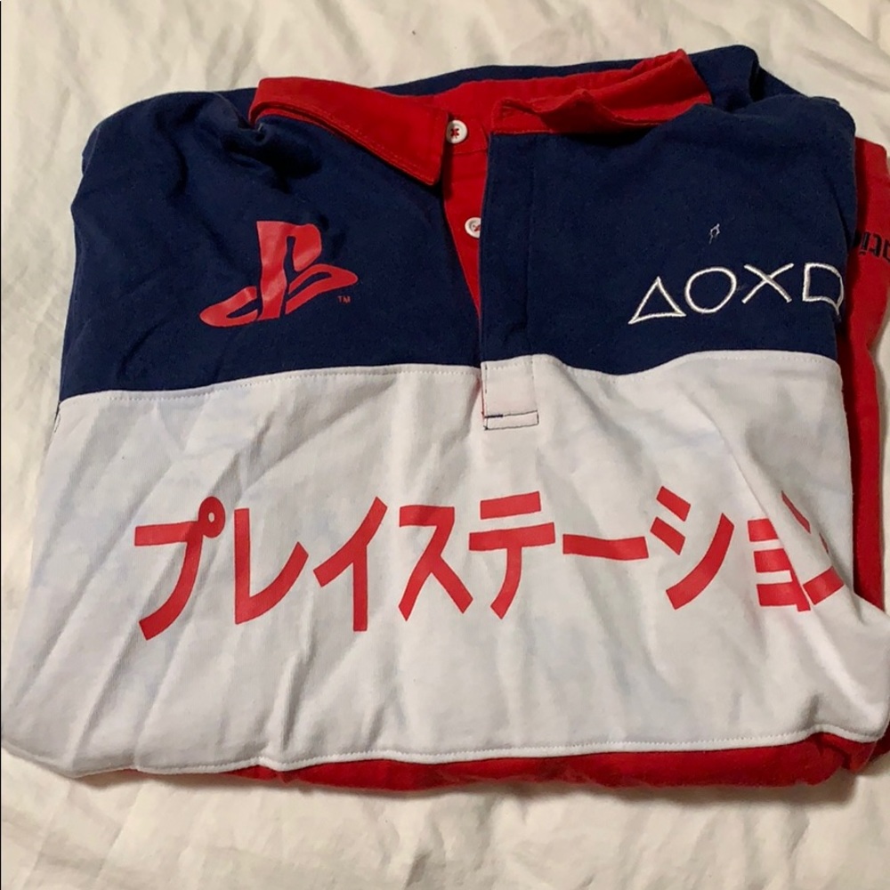 Mens Large playstation button up shirt